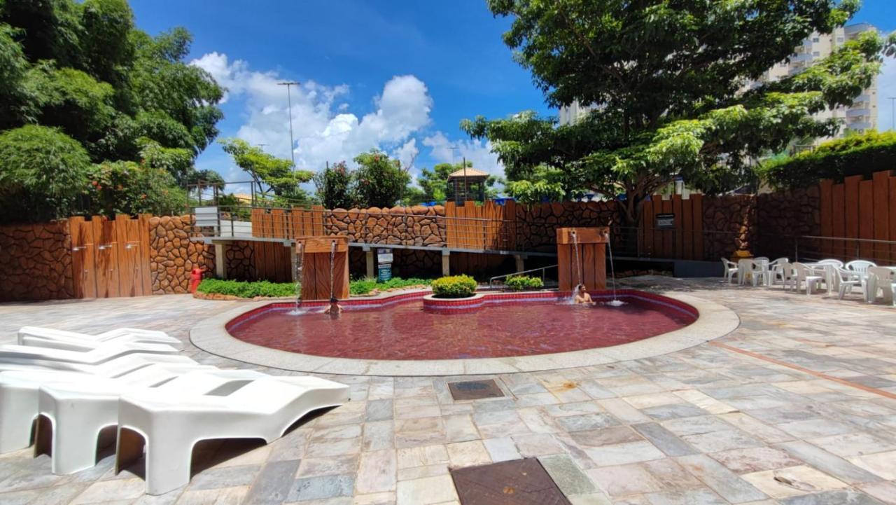 Golden Dolphin Gd - Suite 4 Adultos E 1 Crianca Ate 5 Anos Caldas Novas Buitenkant foto